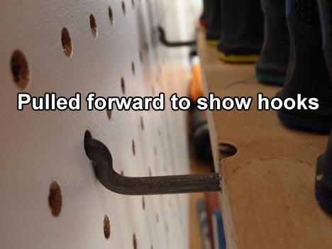 pegboard_screwdriver_holder_hooks