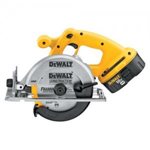DeWalt DC390K 18V Cordless Circular Saw Kit